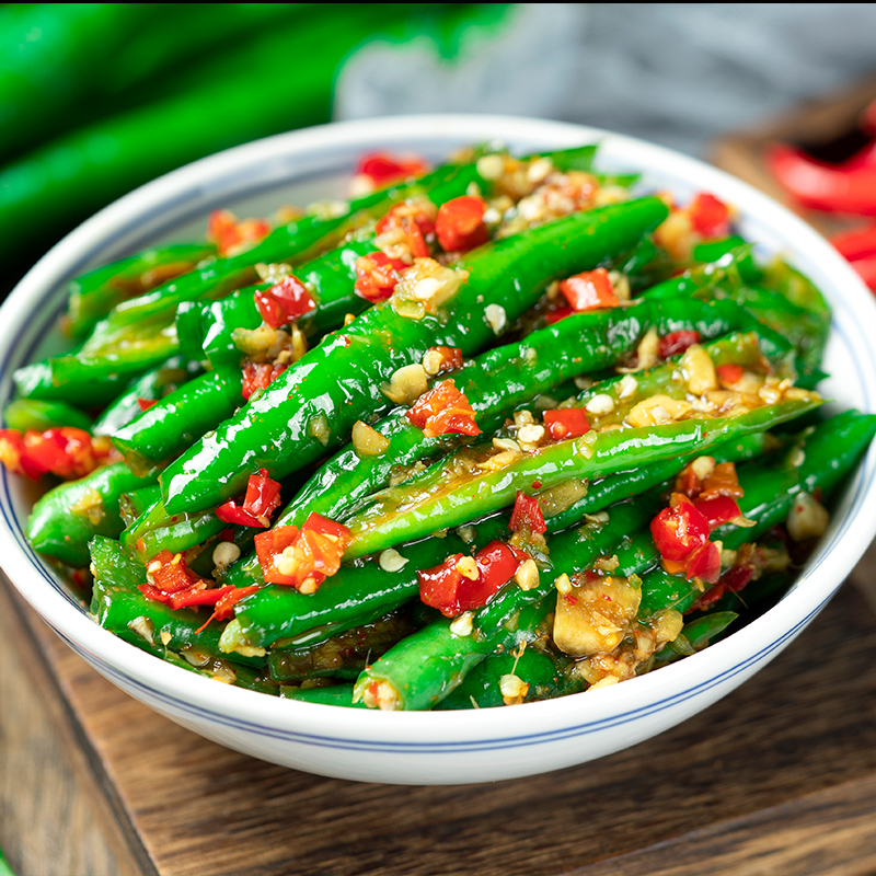 新鲜腌制的青辣椒江西腌辣椒下饭菜酱菜农家手工自制腌长青椒