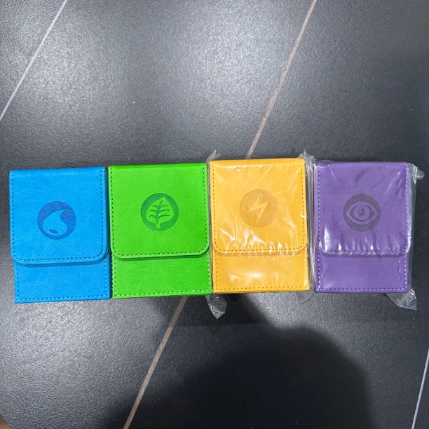 PTCG辉金礼盒卡盒