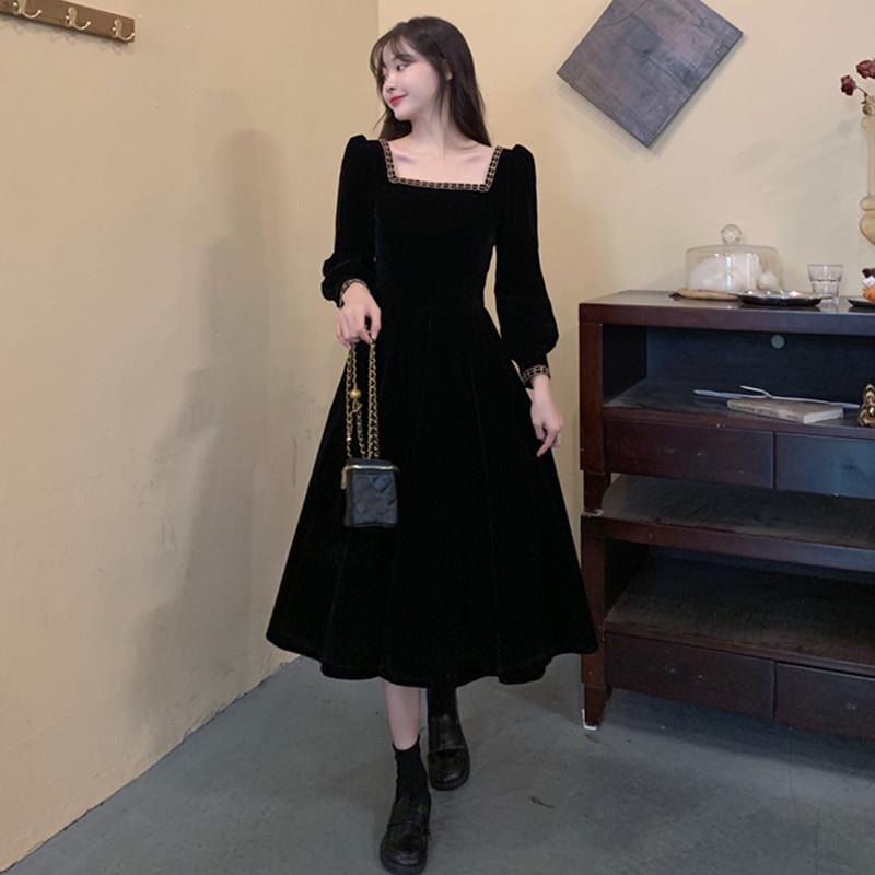 法式金边丝绒连衣裙女秋冬新款大码胖mm复古赫本风黑色晚礼服长裙