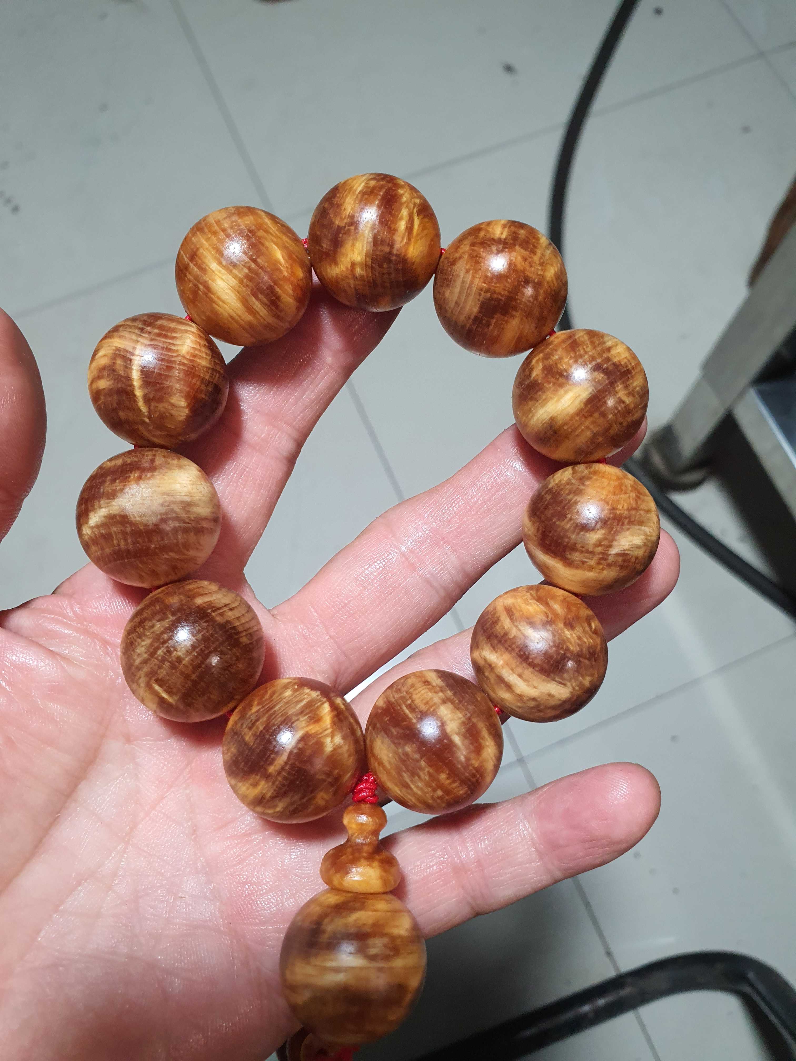 松树明子2.2满油铁包闪电⚡手串