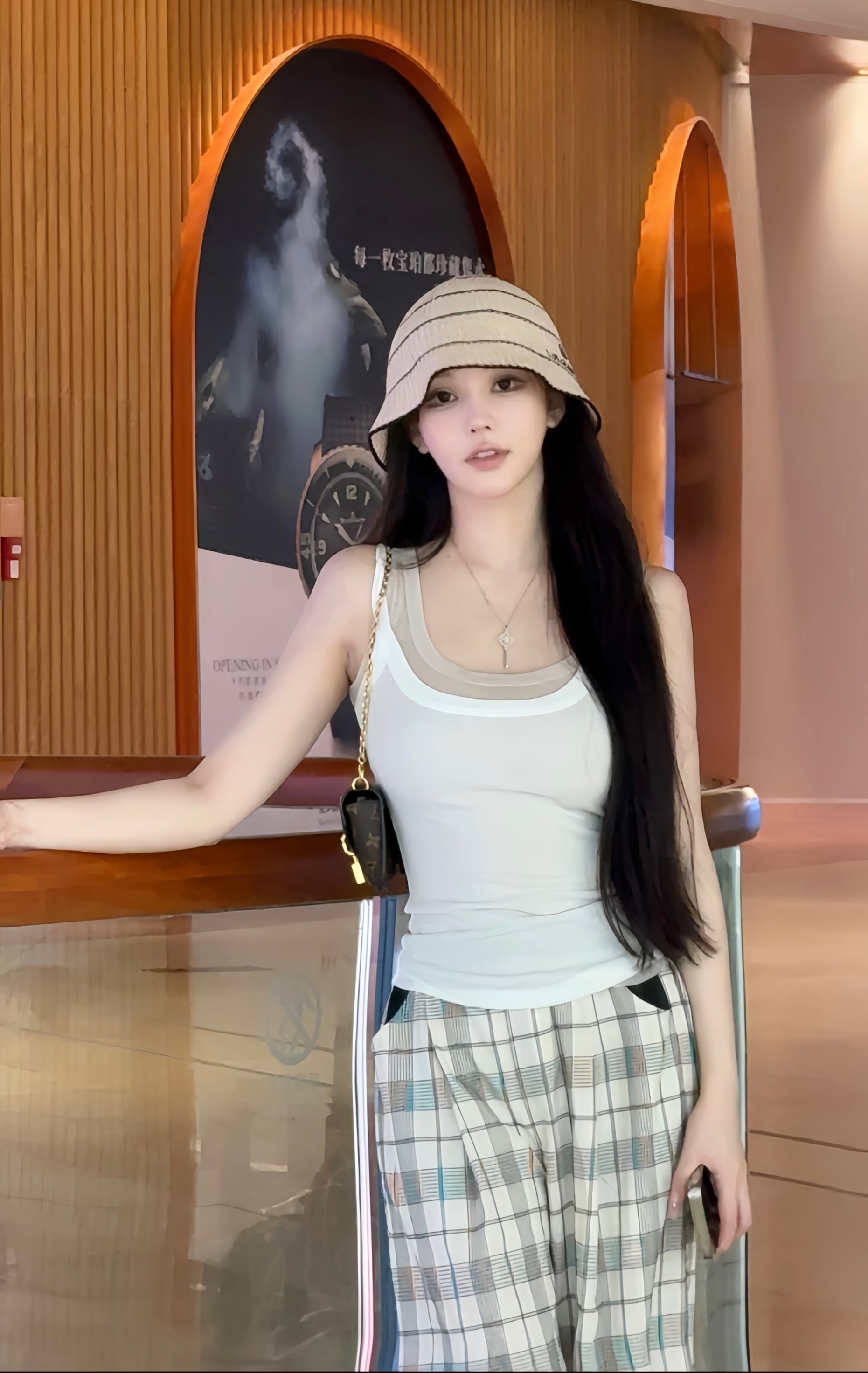 GABBY 背心两件套L1041