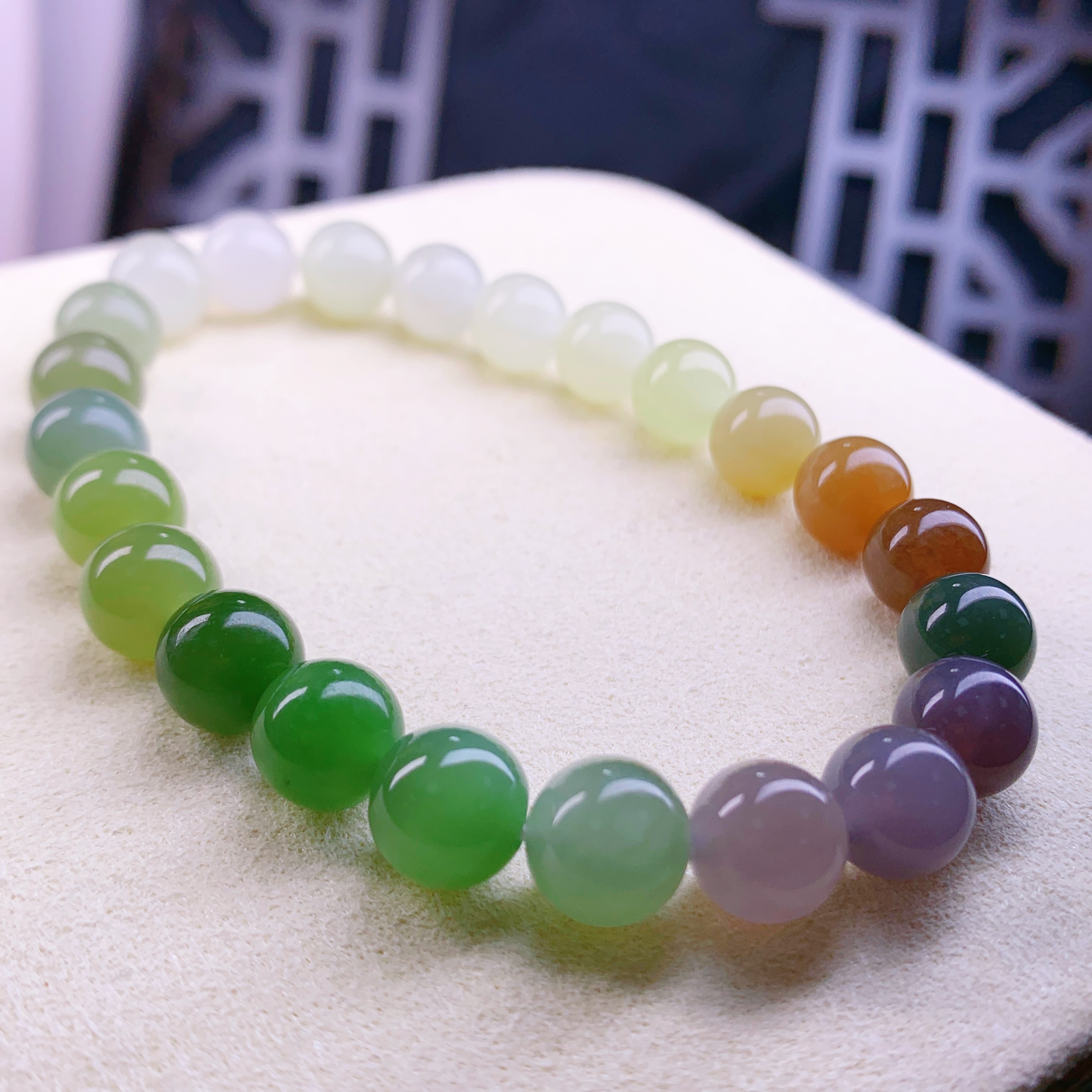 天然和田玉多宝多福糖果渐变色圆珠约8mm手链素单圈手串经典@0011