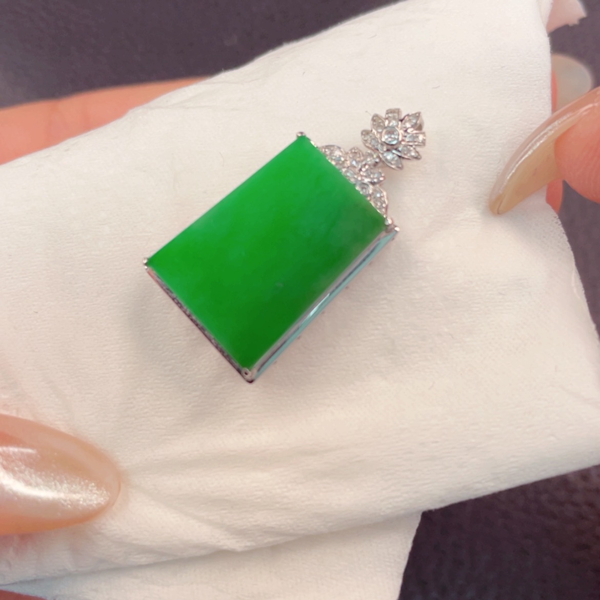 【闪购商品】翡翠如图18K金镶嵌