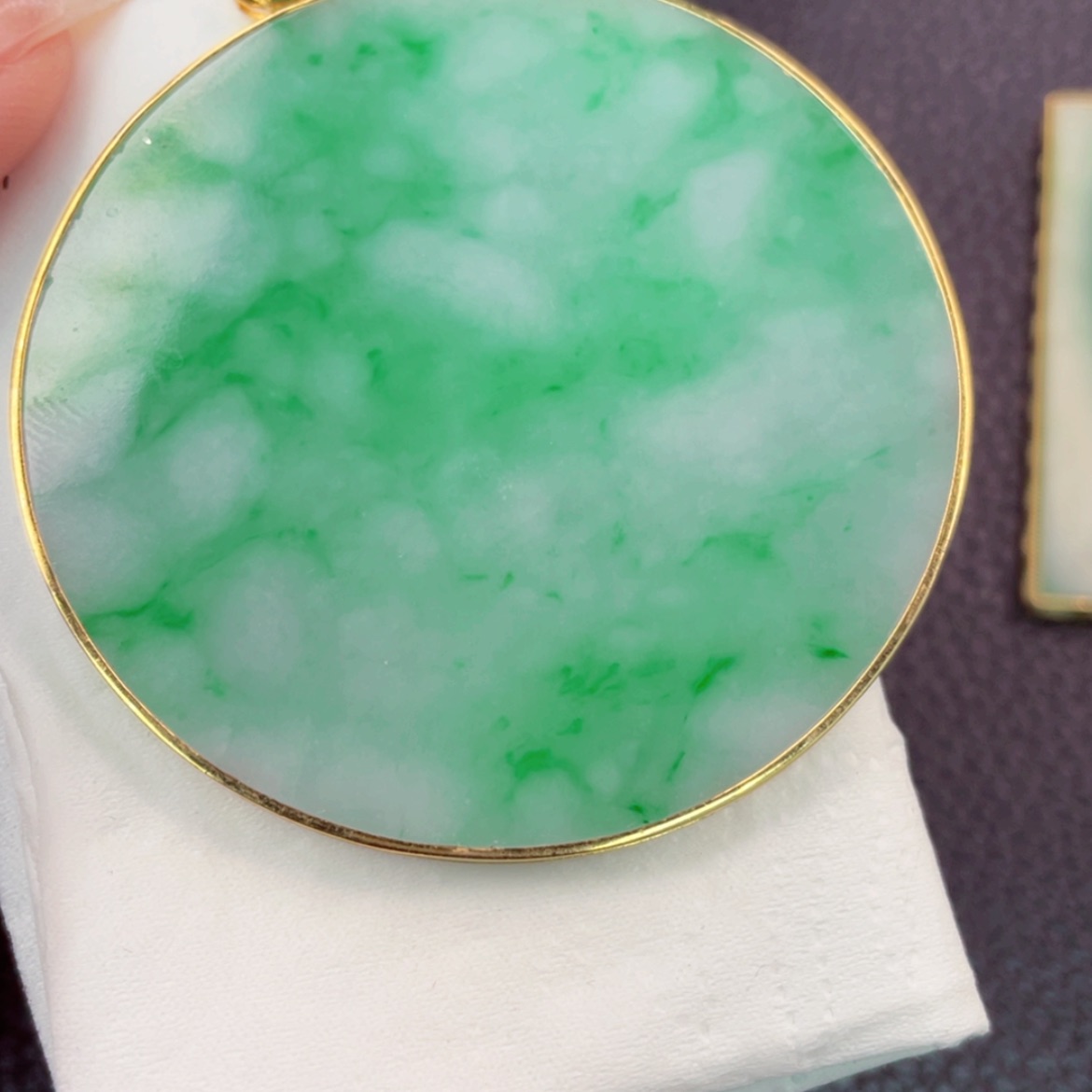 【闪购商品】翡翠如图18K金镶嵌