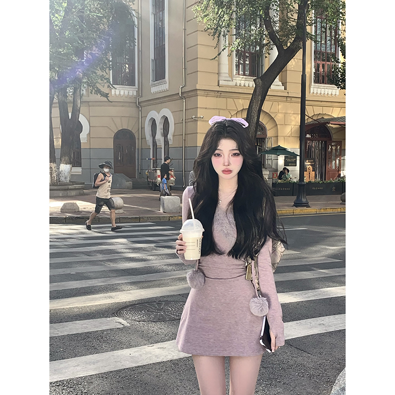 Suuuicee 嗲精日常 气质纯欲拼接毛毛针织裙长袖连帽短裙