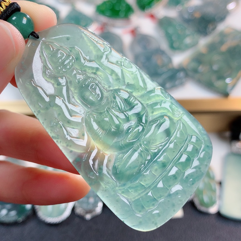 【闪购商品】翡翠颈饰未镶嵌