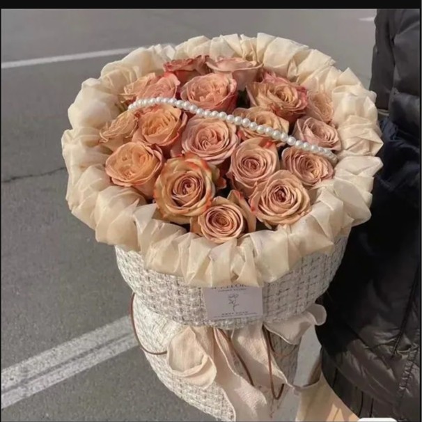 【同城配送】19朵卡布奇诺小香风鲜花花束附近花店送花上门生日鲜花礼物送闺蜜朋友