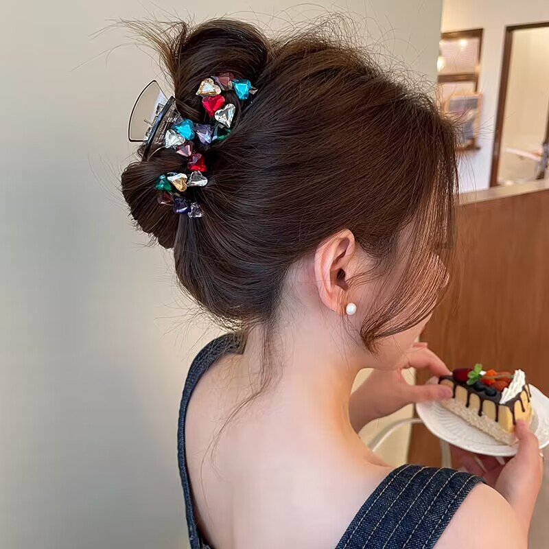 木子秋韩版幻彩色爱心抓夹精致高级感气质时尚法式轻奢简约搭发夹