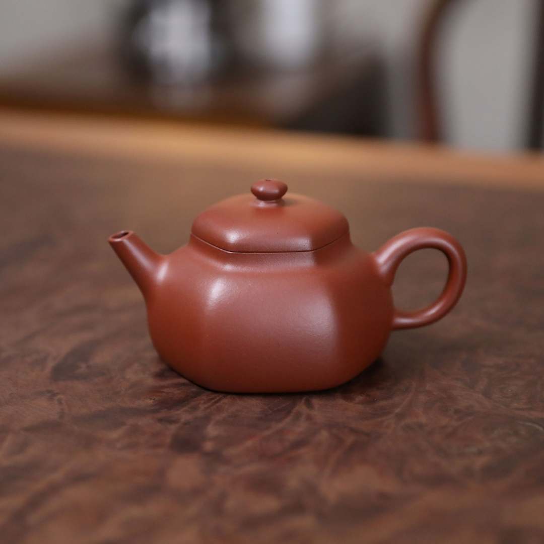 佳南居甄选 周利君全手工作品《玉础》红皮龙泥 150cc