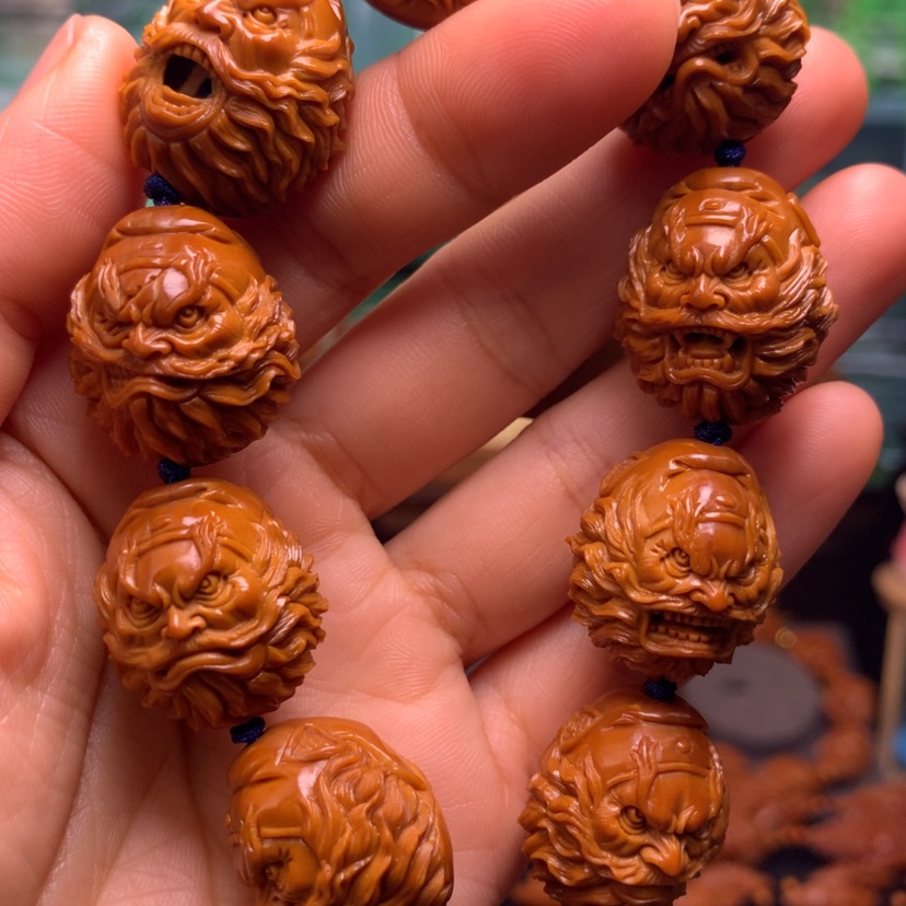 【闪购商品】橄榄核雕往**悠