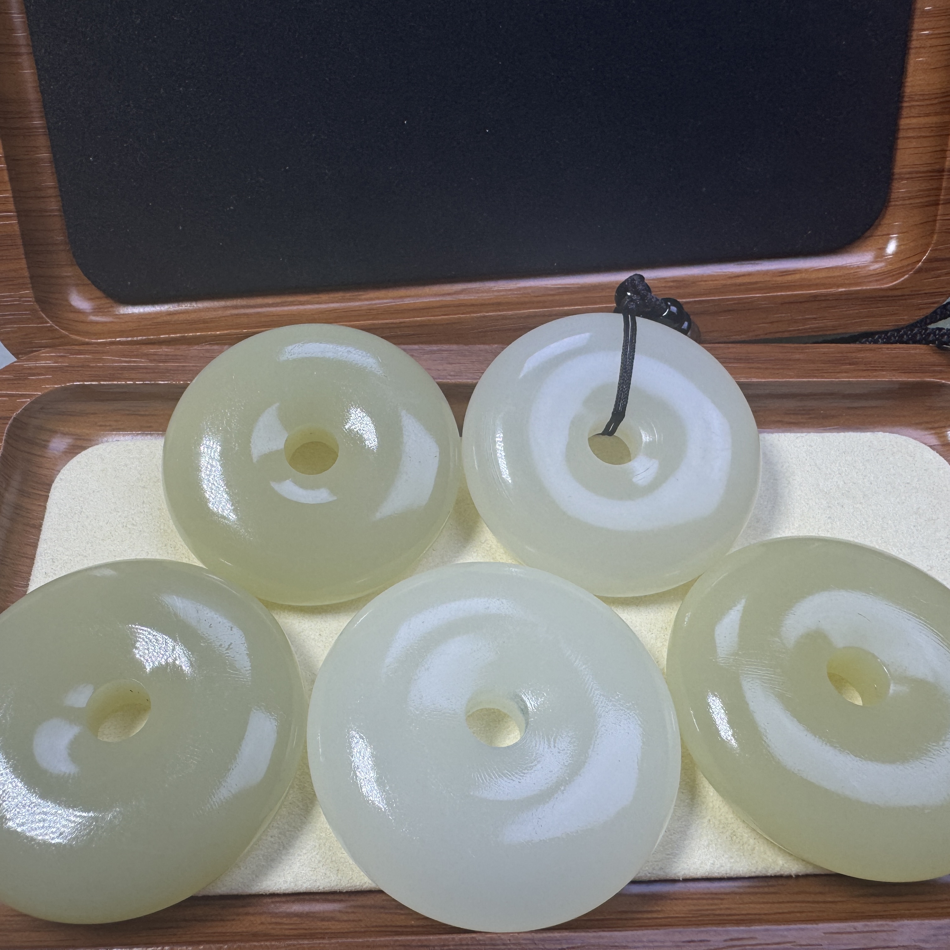 新疆戈壁滩大平安扣观赏石 盆景石[多样性发货，拍一发一！]