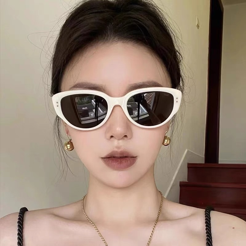 2023新款时尚网红墨镜遮阳防紫外线太阳镜女白框高颜值爆款防晒镜