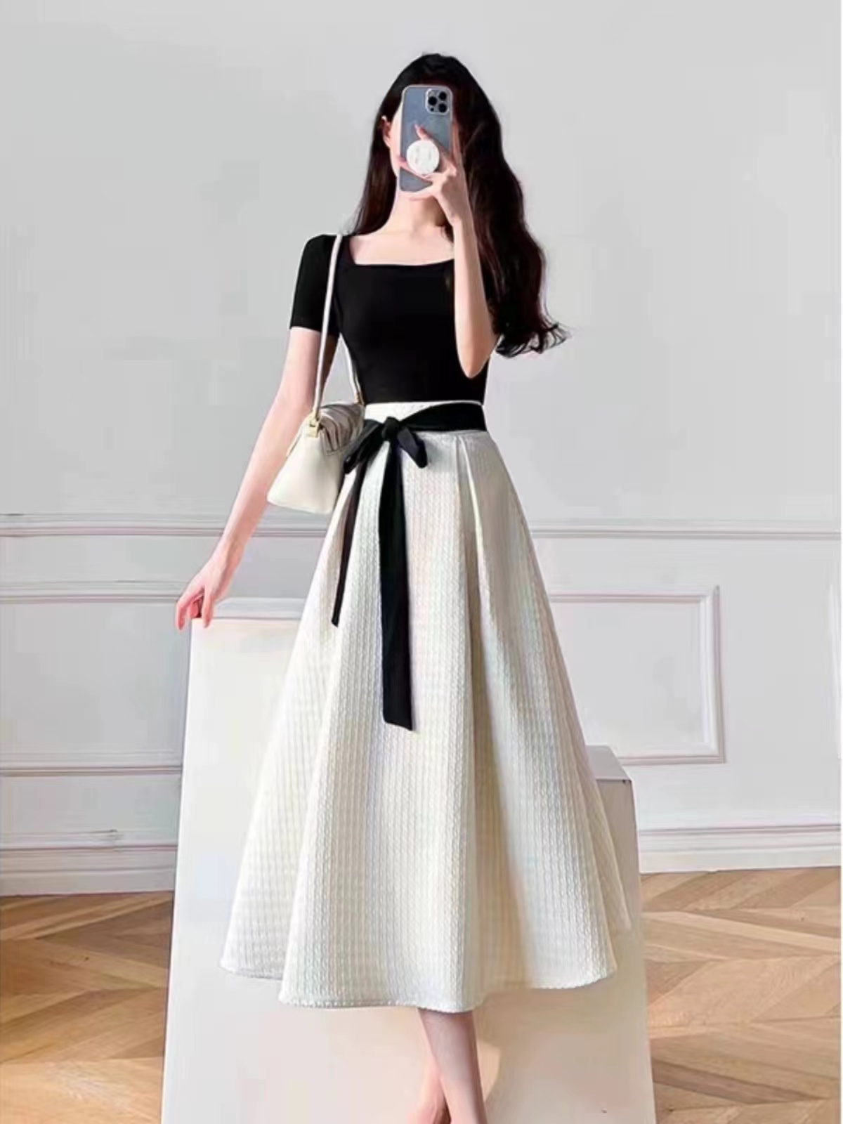 【1201-1300】蓓丽设计时尚感连衣裙