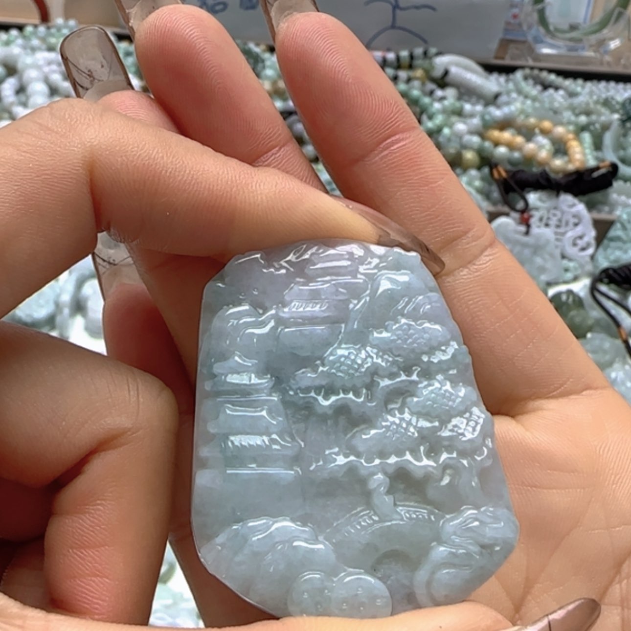 【闪购商品】翡翠颈饰未镶嵌