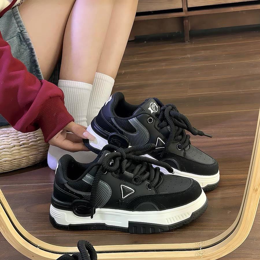 国潮2023冬季复古小黑鞋ins风学院厚底面包鞋chic运动板鞋男女T款