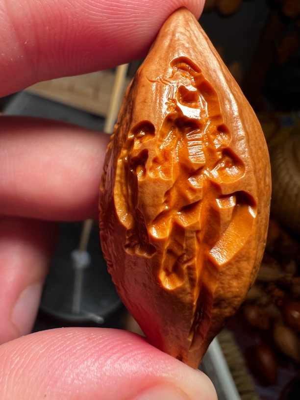 老料苏工纯手工橄榄核雕刻字单籽《佛》精品梅林长核定制手把件