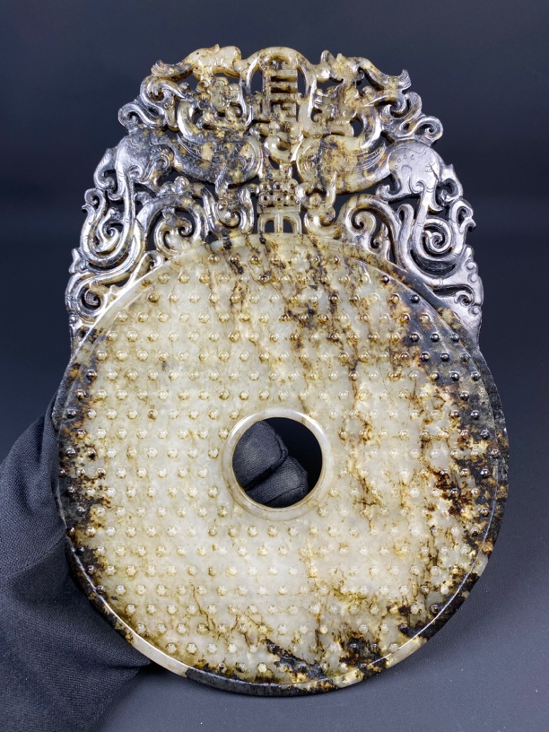 和田玉出廓镂空玉壁