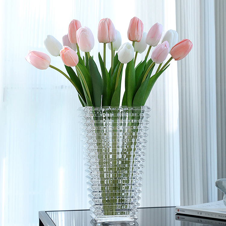 郁金香高级感逼真仿真花假花餐桌装饰手捧花花束拍照客厅花艺摆件