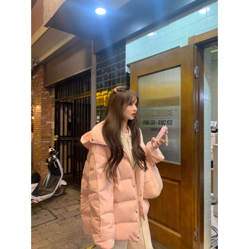 粉色羽绒服女短款2023冬季新款小个子加厚面包服连帽白鸭绒外套