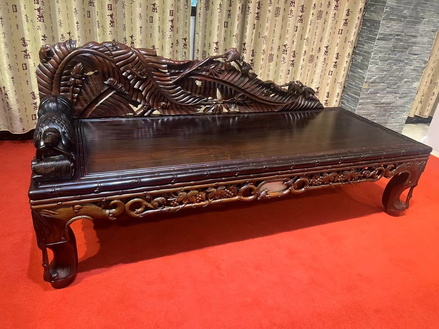 贵妃床，尺寸长198厘米宽80厘米高40厘米