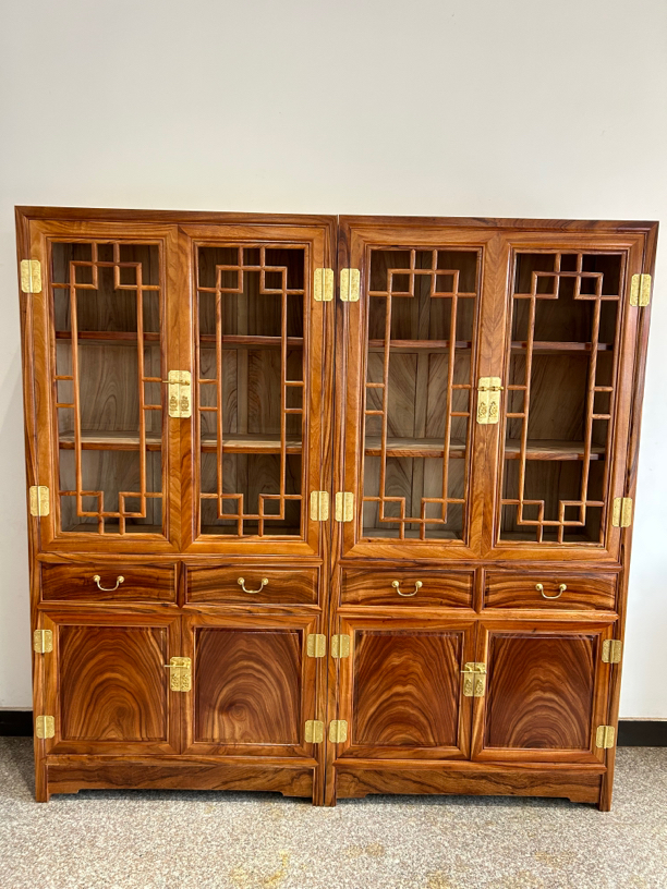 全实木老料香樟木书柜、雕花书橱书房别墅家用，防虫防蛀防潮樟木箱