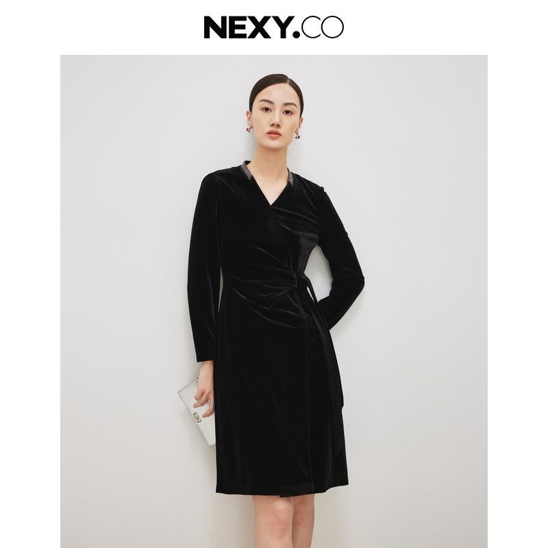 NEXY.CO/奈蔻连衣裙|秋季新款|丝绒烫钻|礼服|法式气质|XF05580W0