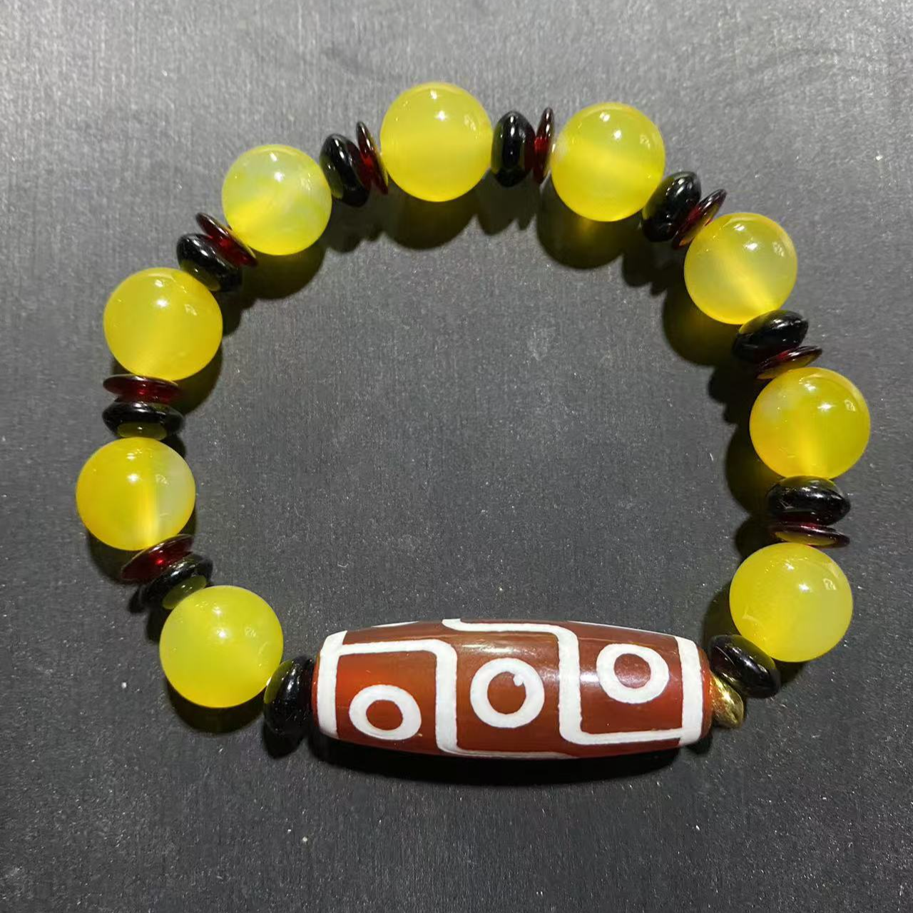 精美玛瑙手串1017