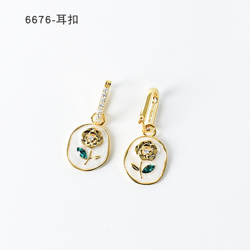 铜合金耳饰 设计师气质耳环小众设计高级感耳钉耳饰～6676