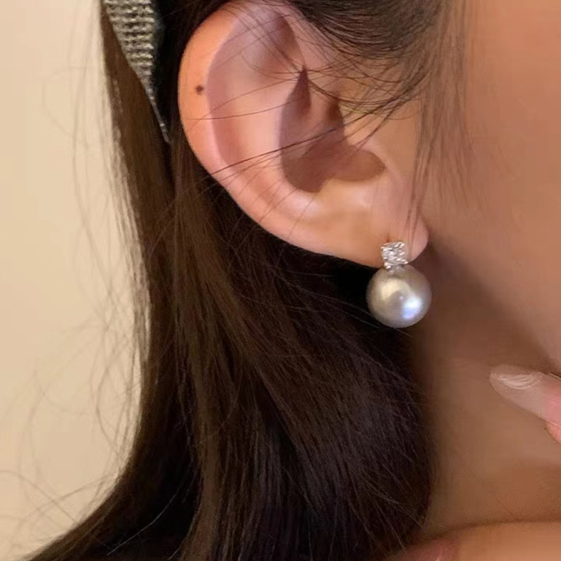 铜合金合成锆石耳饰 珠珠气质耳钉轻奢精致质感耳环1688