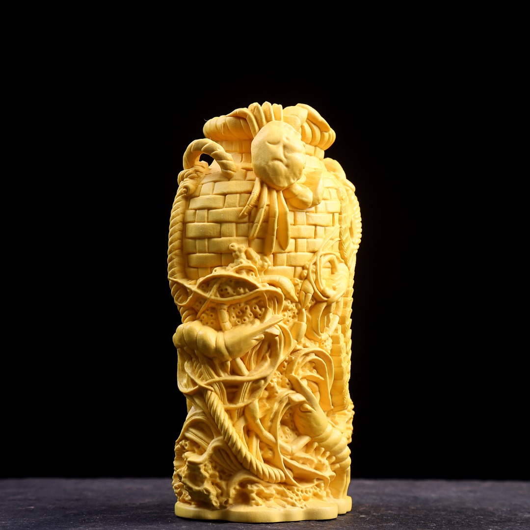 八方来财（螃蟹）镂空设计精修打磨 木雕雕刻工艺品 办公装饰摆件