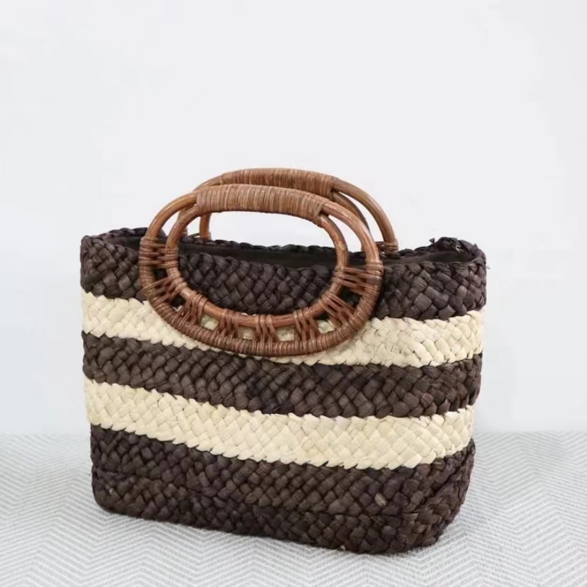 沙滩玉米皮编织藤条手提包