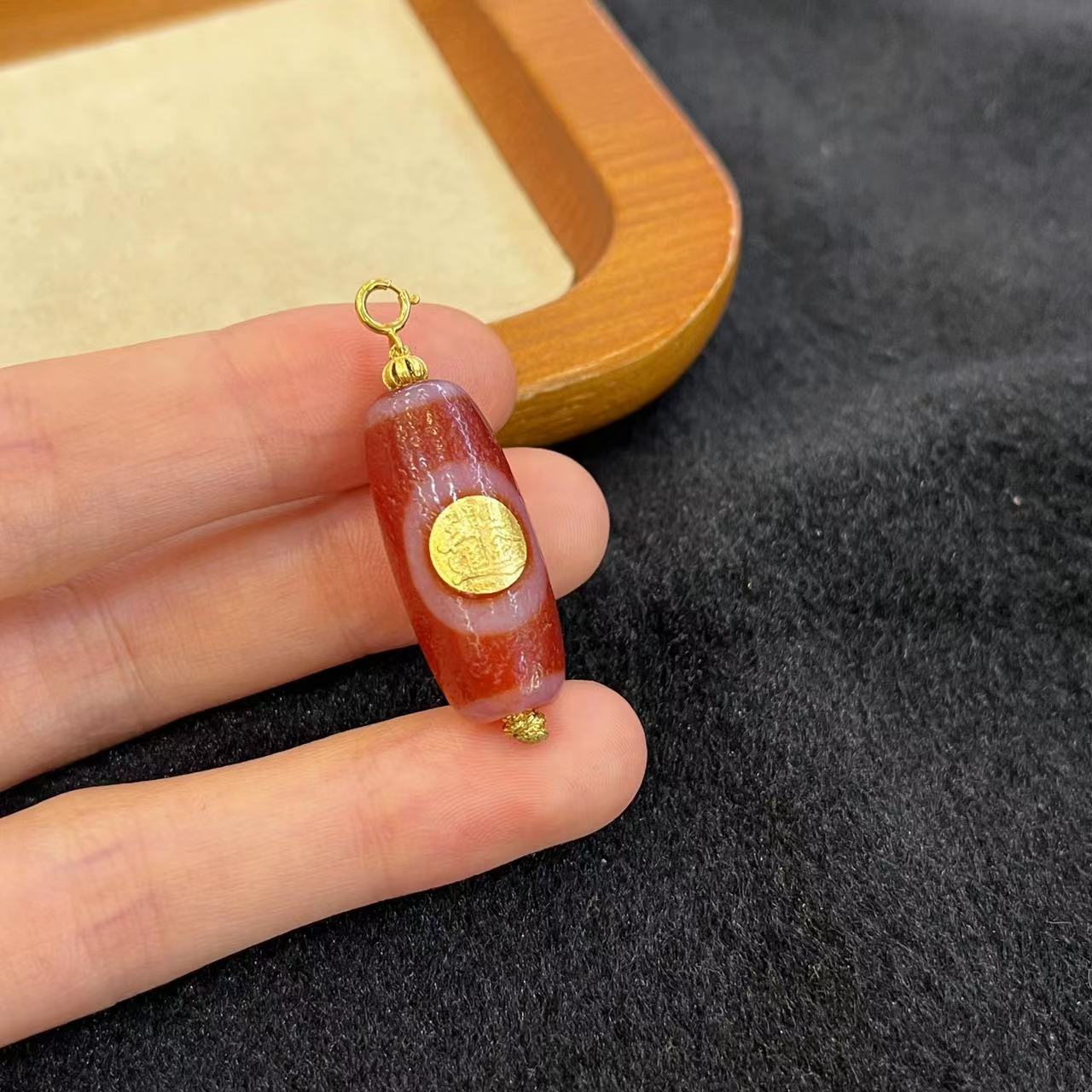 【朱朱】18K玛瑙吊坠-不含链 约26x11mm
