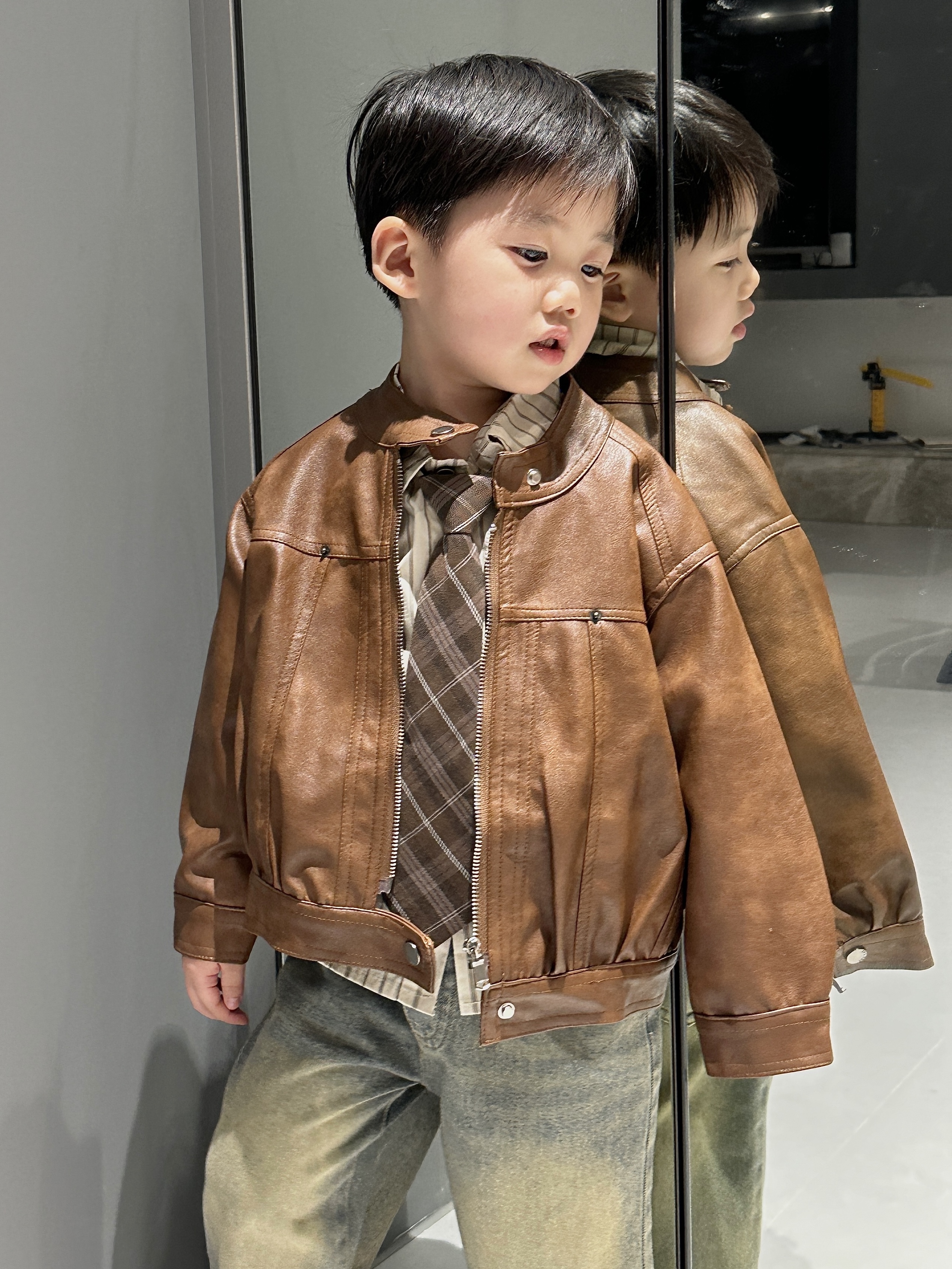 2025秋季新品 百搭纯色复古皮衣夹克