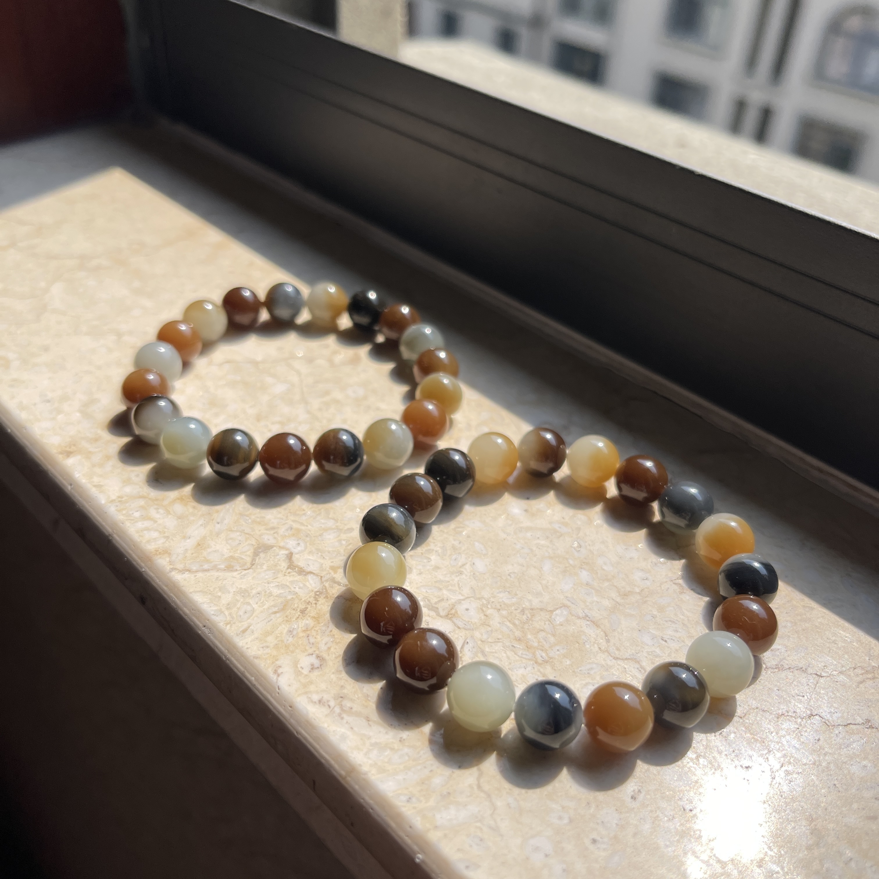 和田玉楼兰三色手串卡10单圈圆珠特色精品青花多宝 多样性发其一