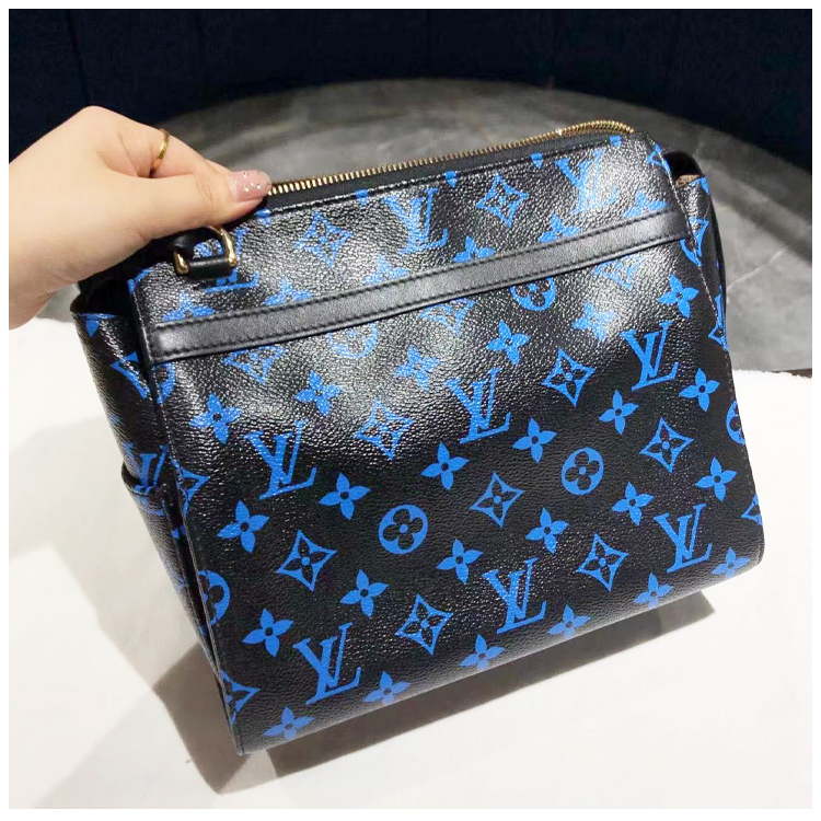 95新 LouisVuitton/路易威登 安洁利田哥斜挎包/BK0142073