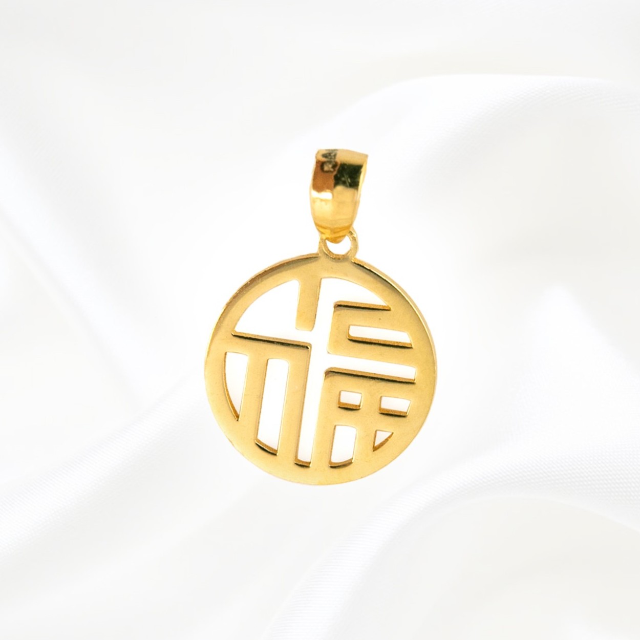 Chow Tai Seng/周大生足金福牌吊坠时尚百搭光面磨砂