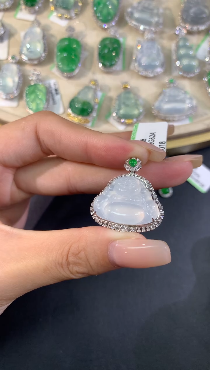 【闪购商品】翡翠吊坠(不含链)18K金镶嵌佛公|9800+0