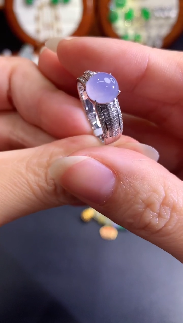 【闪购商品】翡翠戒指18K金镶嵌蛋面|12000+0