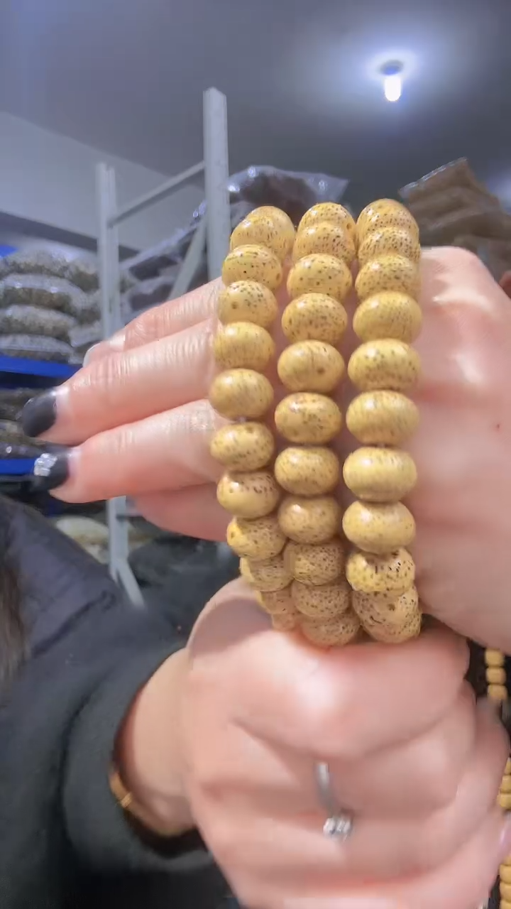 【闪购商品】星月菩提吊坠鸡油黄约卡11.5长算盘