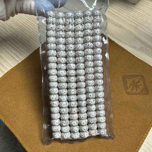 69号星月菩提桶珠108颗7*10.8mm