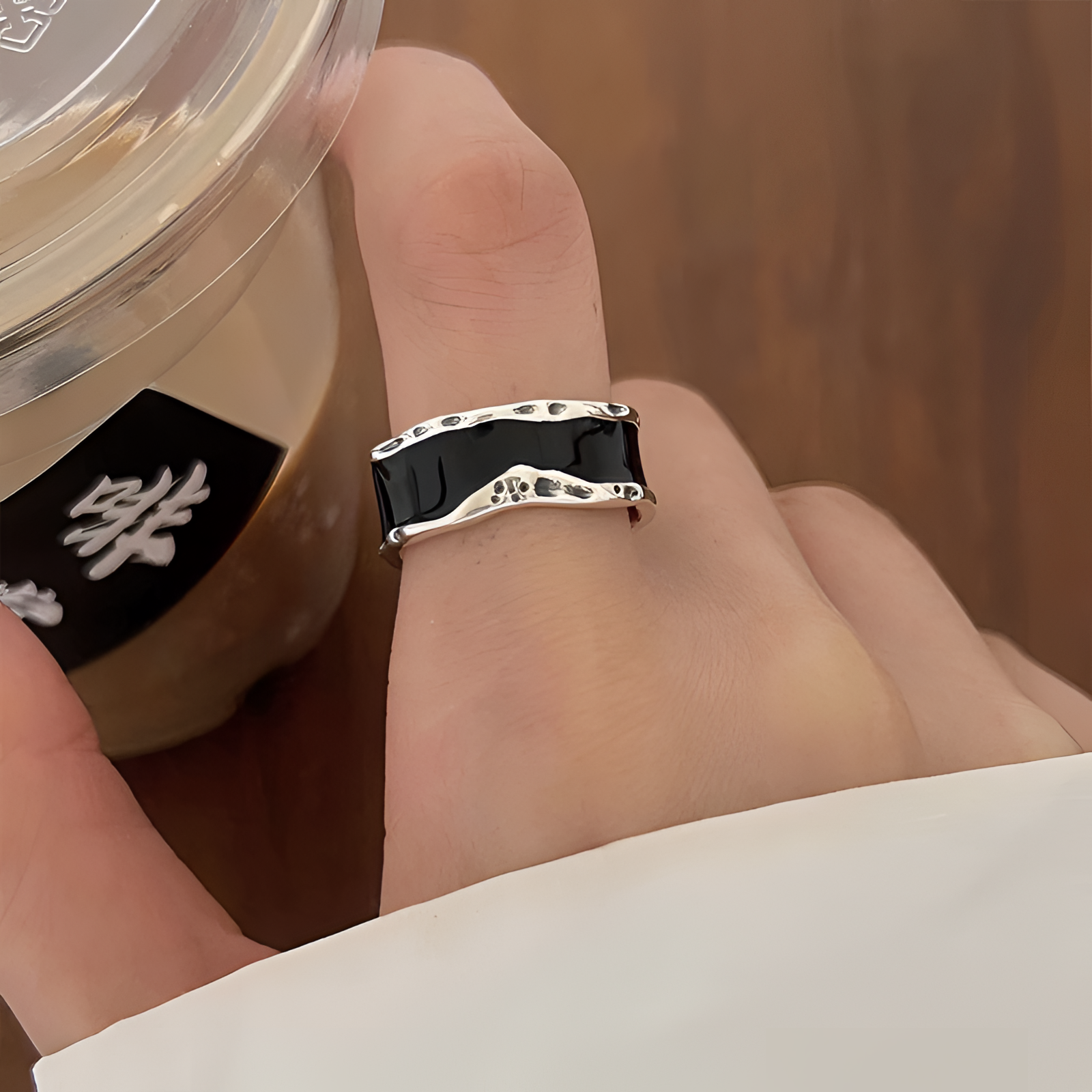 925银戒指 14-19港码不规则黑色滴油开口戒指网红博主时尚ins通勤