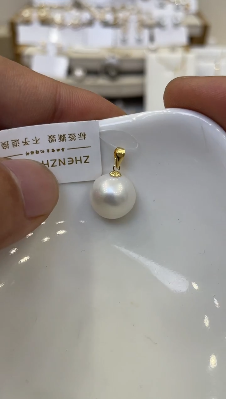 【闪购商品】拼合珍珠（马贝珠）颈饰18K金镶嵌清货