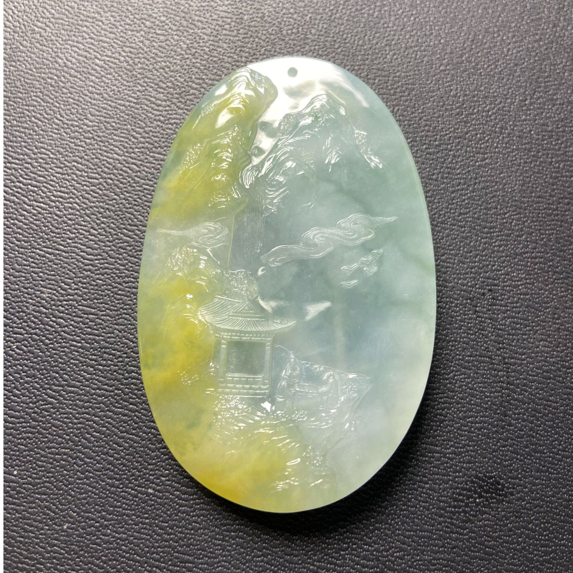 【觅翠阁】天然A货翡翠缅料糯冰黄山水牌精雕俏色