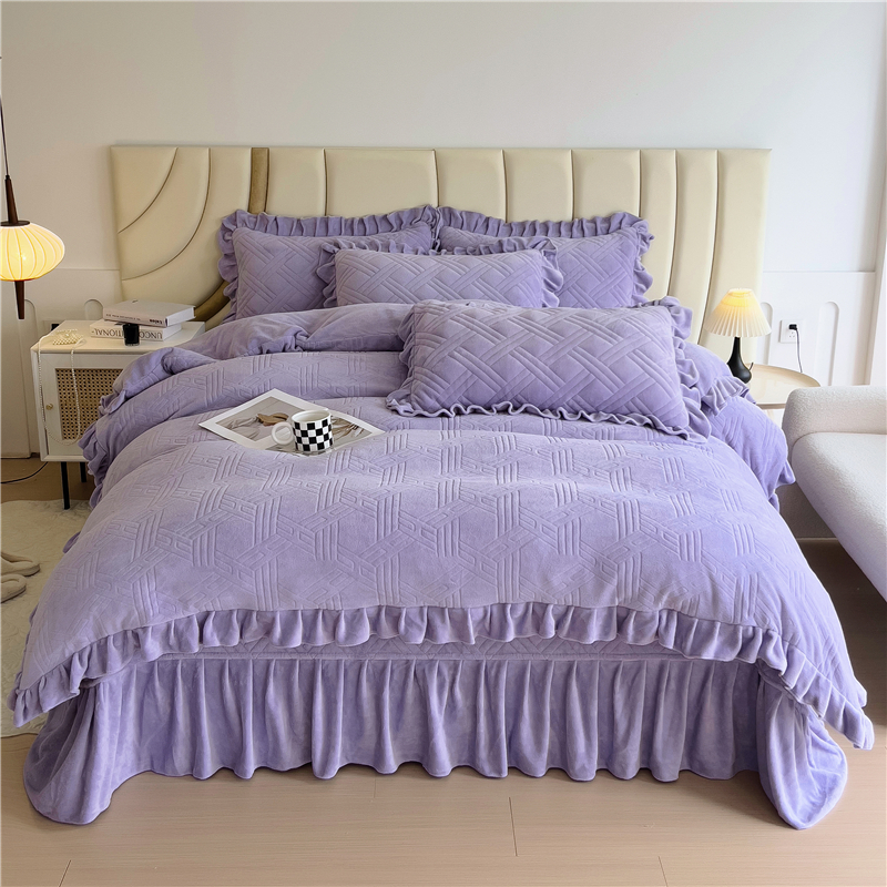 【高货品质】韩版牛奶绒夹棉加厚床盖款四件套提花牛奶绒花边款纯色