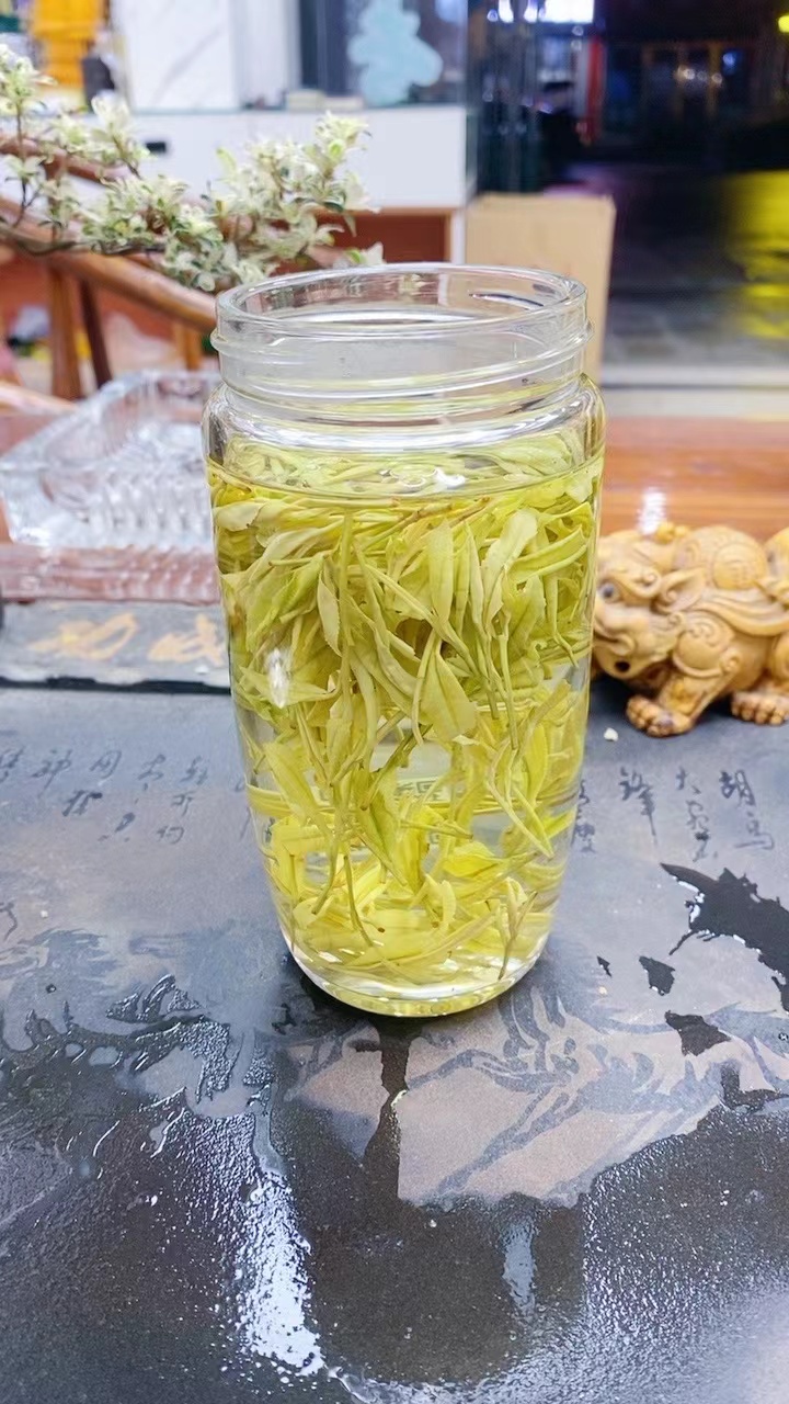 【杨三茗N40熊猫乃白】安吉高山茶25年新茶（主打正宗）