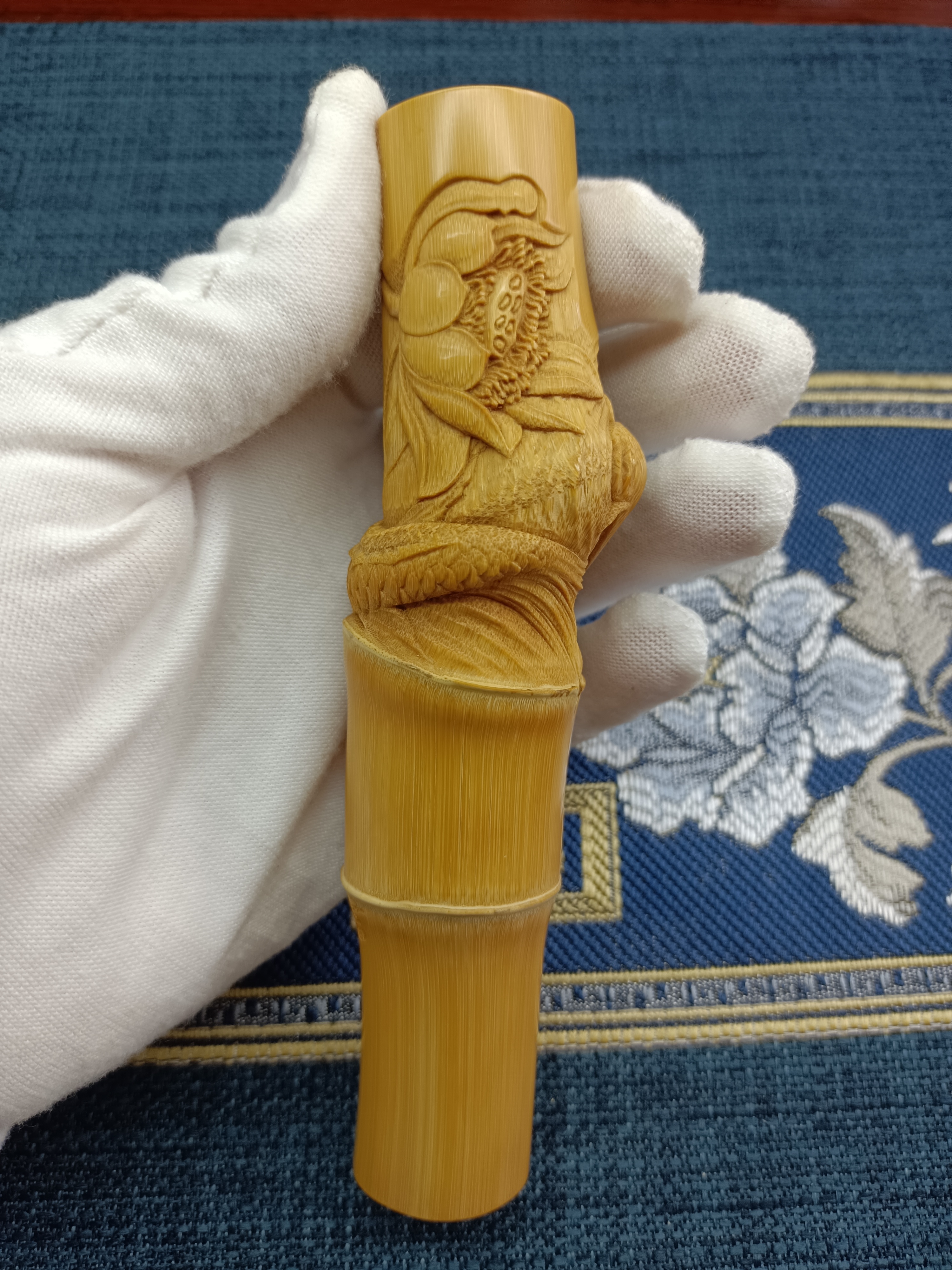 竹雕 实心玉竹《连年有余》3.1/2.4×13.5cm