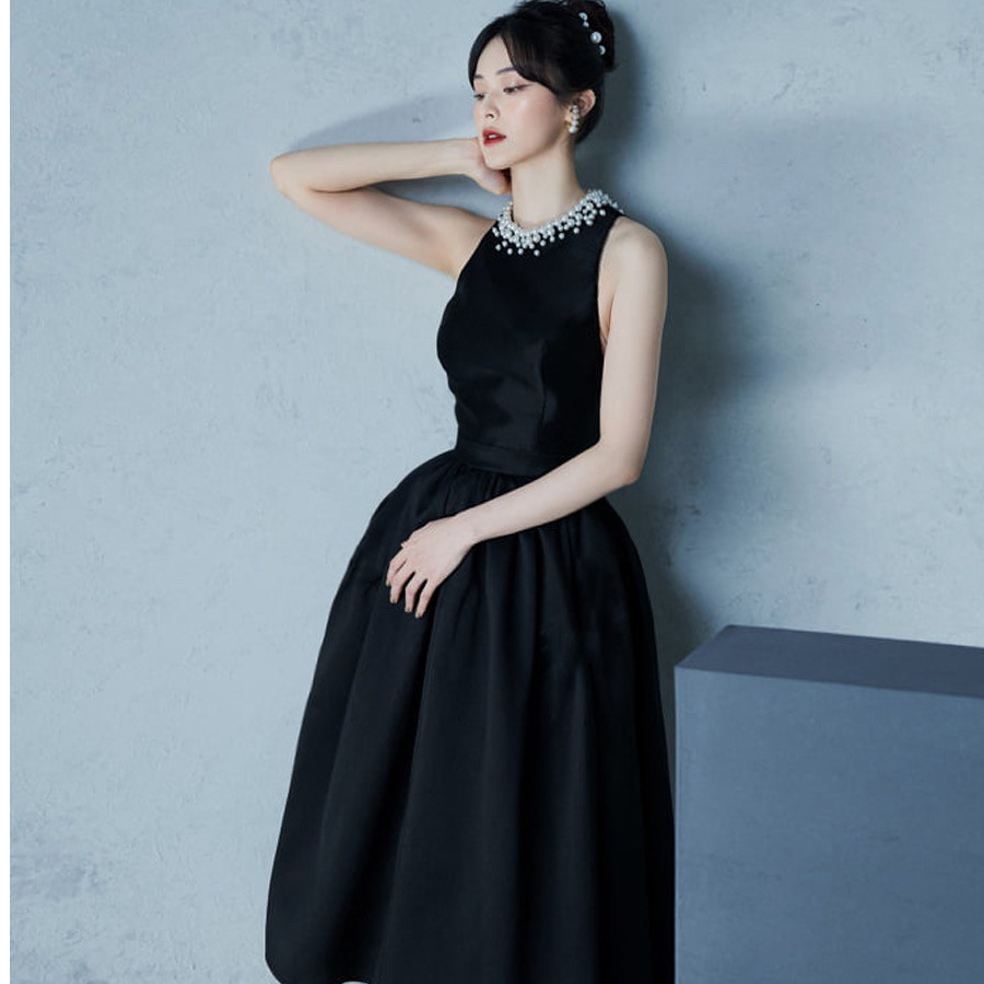 越南小众设计师品牌黑色无袖背心连衣裙气质礼服长裙高级感A030