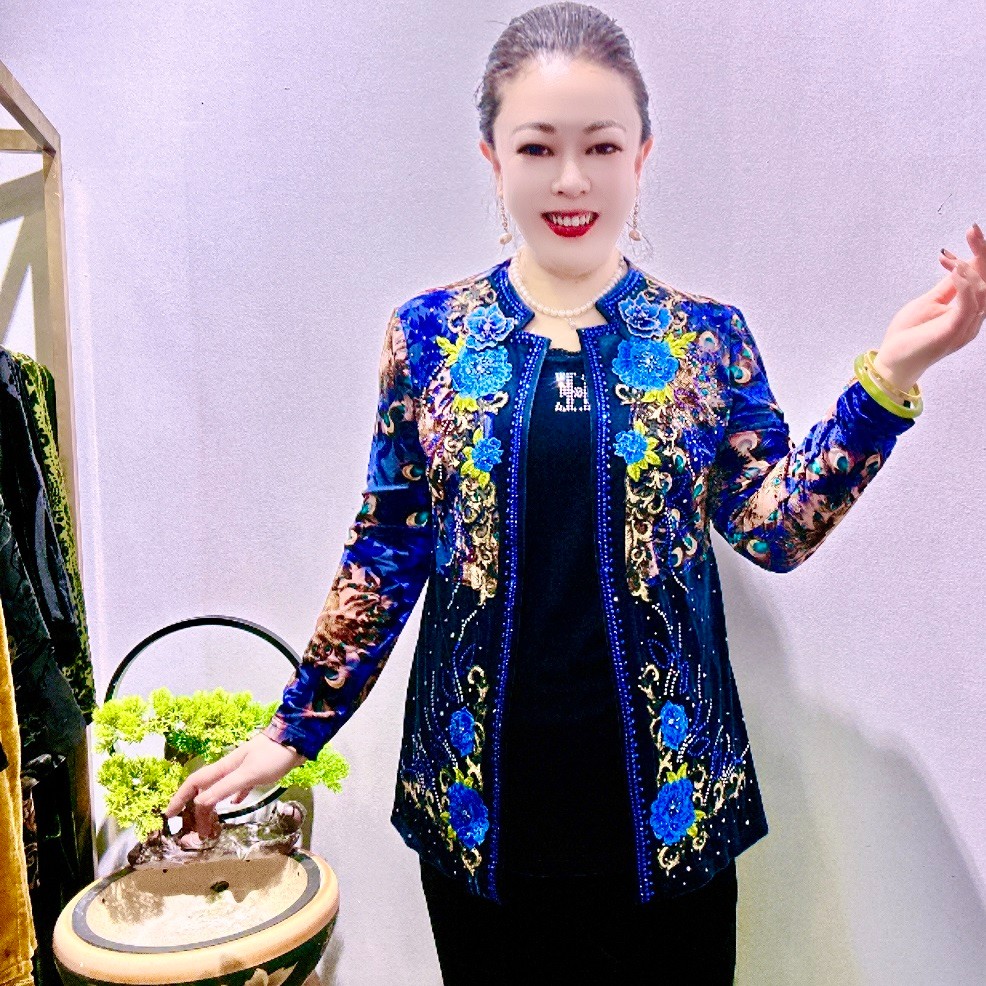 重工刺绣高档气质百搭时尚妈妈装大码显瘦大衫88A84486-2067