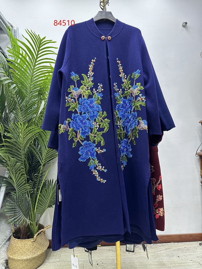 时尚高档气质百搭减龄显瘦洋气秋冬大码针织衫