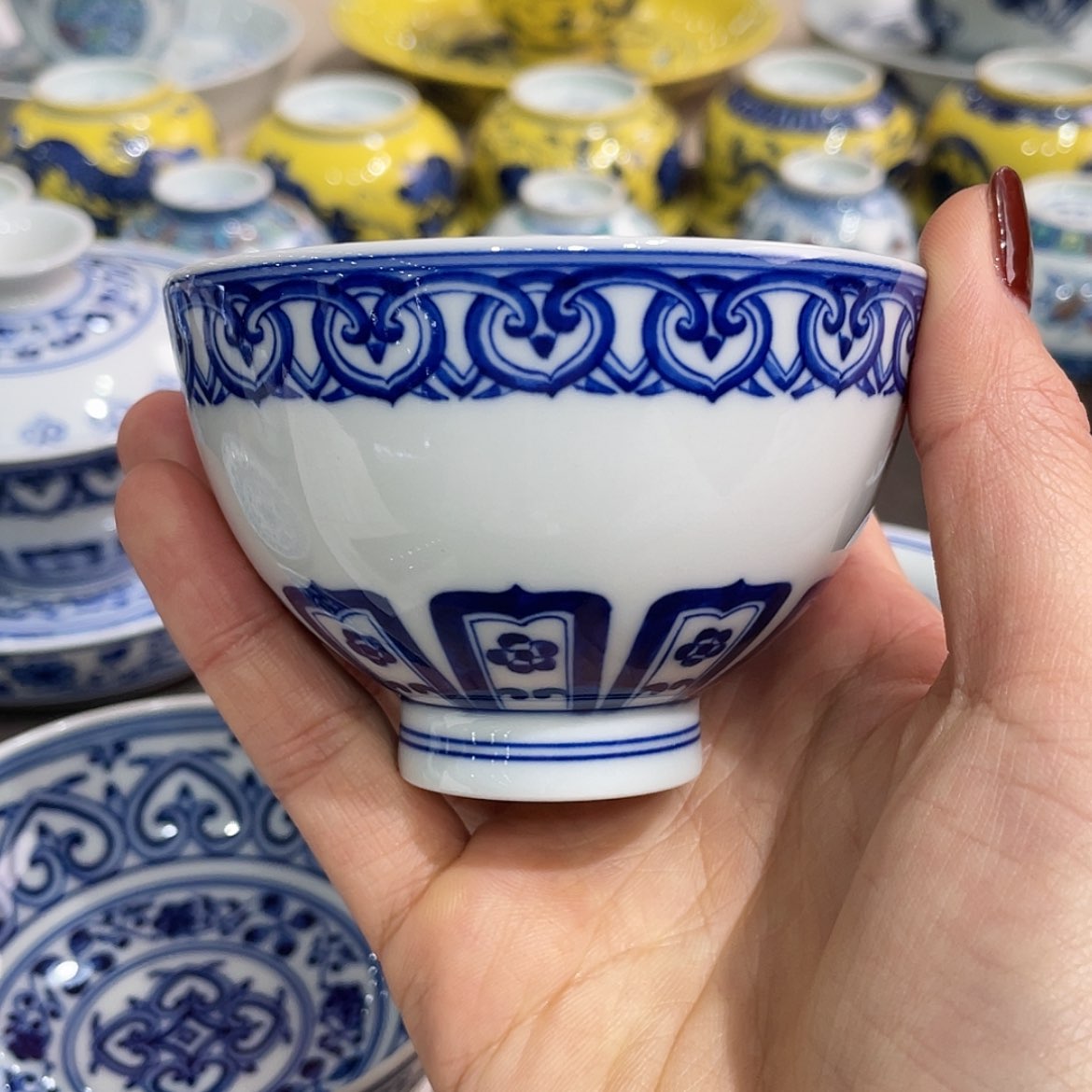 【闪购商品】瓷杯辉*方，